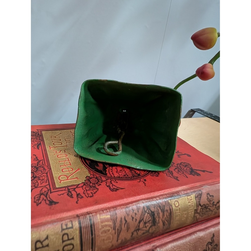 Vintage Green‎ Cow Bell Metal Decorative Painted Farmhouse Decor Country Western - Picture 4 of 8